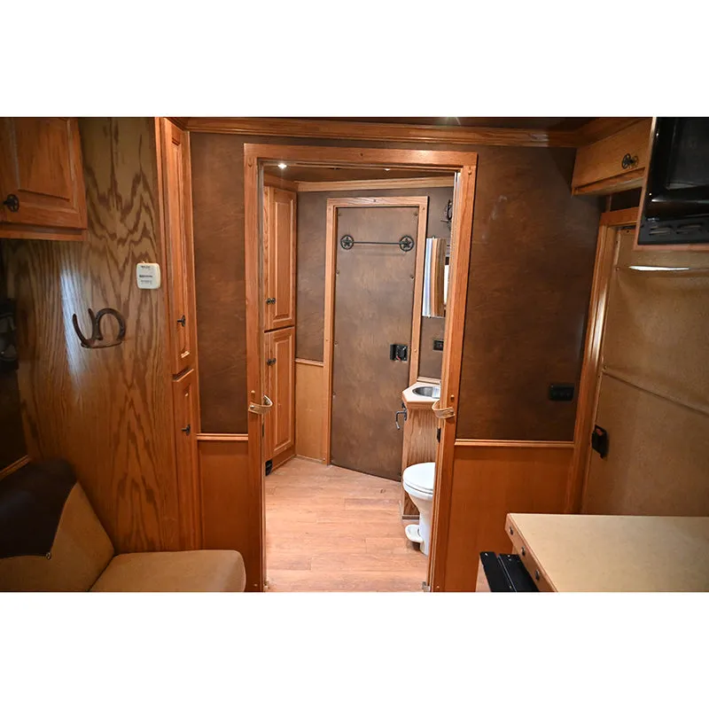 2006 Elite 3 Horse Trailer with 10' LQ